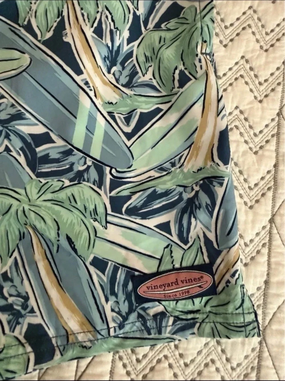 Vineyard Vines Green and Blue Tropical Palm Swim Trunks New